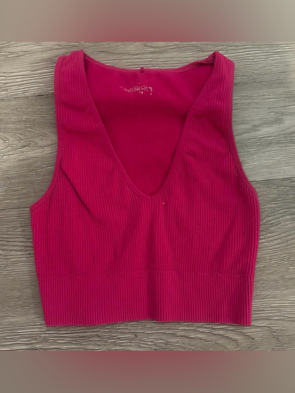 Garage Ribbed V-Neck Crop Tank - Fuchsia